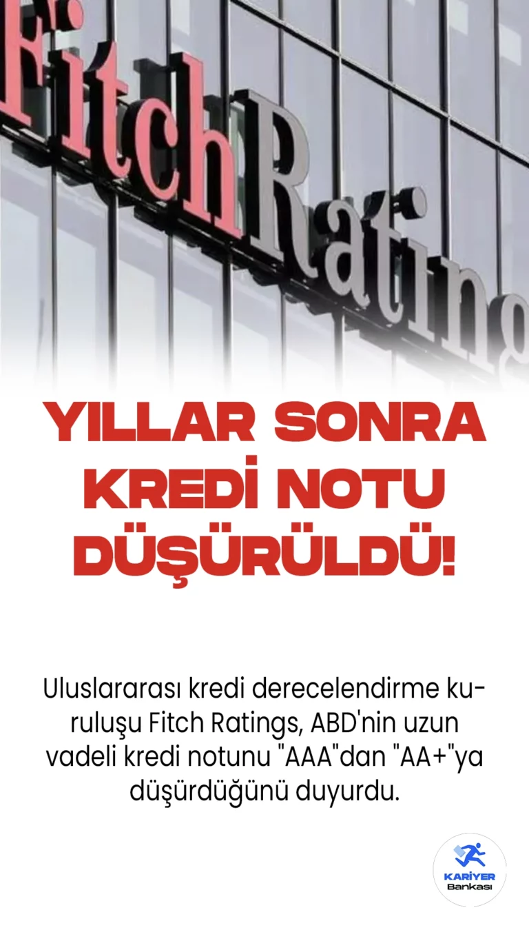 ABD'nin Kredi Notu 12 Yıl Sonra İlk Kez Düşürüldü.Uluslararası kredi derecelendirme kuruluşu Fitch Ratings, ABD'nin uzun vadeli kredi notunu "AAA"dan "AA+"ya düşürdüğünü duyurdu. Ayrıca, ABD'nin kredi notu görünümü negatif izlemeden durağana çevrildi. Bu, ABD'nin kredi notunun son 12 yılda ilk kez düşürülmesi anlamına geliyor.