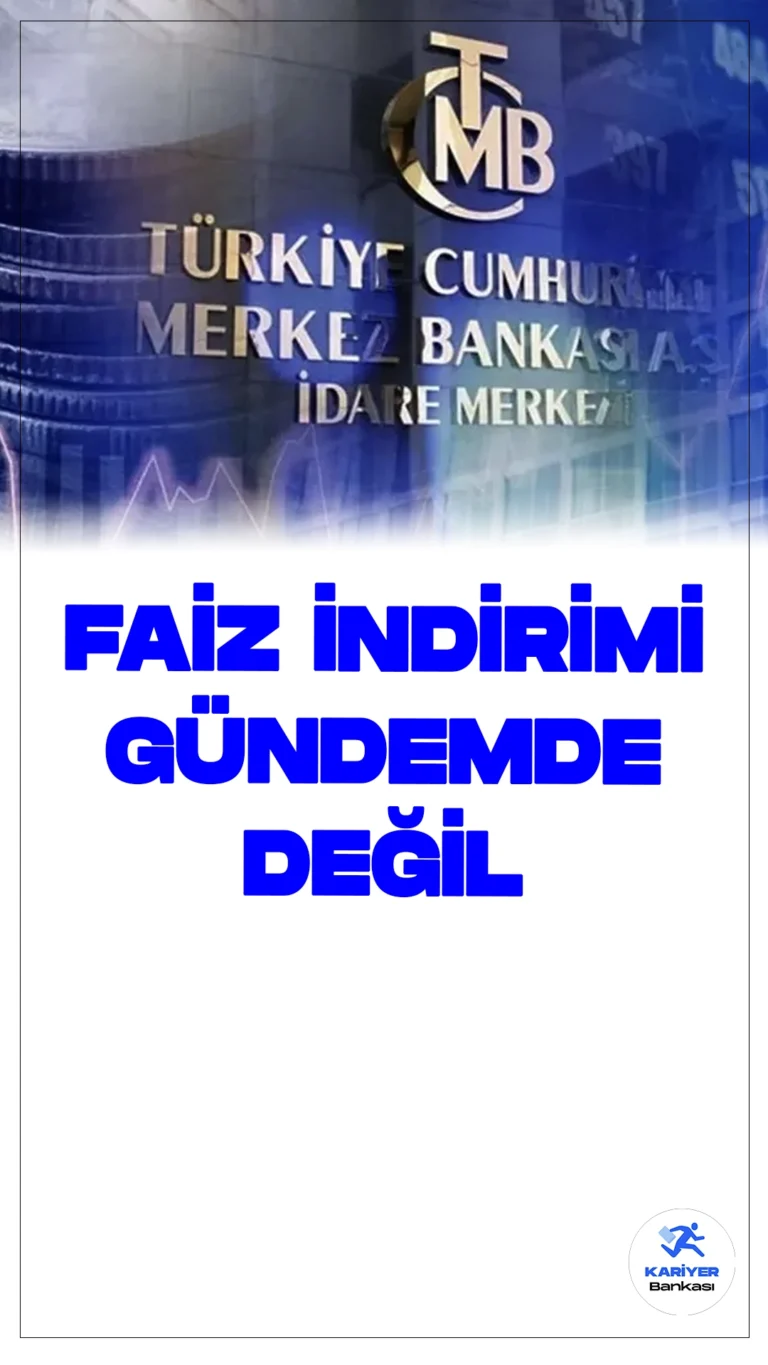 TCMB Başkan Yardımcısı Akçay: Faiz İndirimi Gündemde Değil.TCMB Başkan Yardımcısı Cevdet Akçay, faiz indiriminin gündemde olmadığını ve sıkı duruşun indirimler başladığında da korunacağını söyledi. Akçay, para politikasındaki gevşemenin ancak enflasyondaki kalıcı düşüş ve uygun faktörlerin bir araya gelmesiyle başlayacağını belirtti.