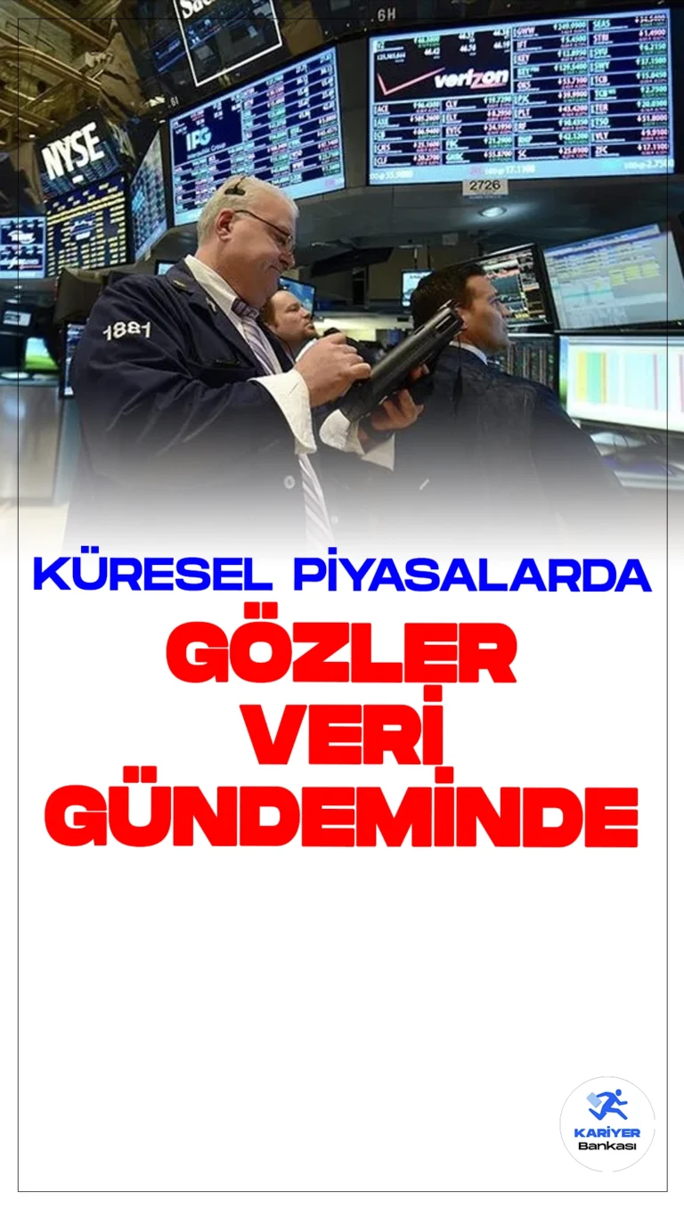 Küresel Piyasalarda Gözler Veri Gündeminde.Küresel piyasalarda geçen hafta karışık bir seyir izlenirken, ABD'den gelecek istihdam verileri öncesinde piyasalar temkinli bir duruş sergiliyor. Makroekonomik veriler, ABD ekonomisinin gücünü koruduğuna işaret ederken, teknoloji hisselerindeki düşüşler piyasaların yönünü belirlemekte zorlanıyor.
