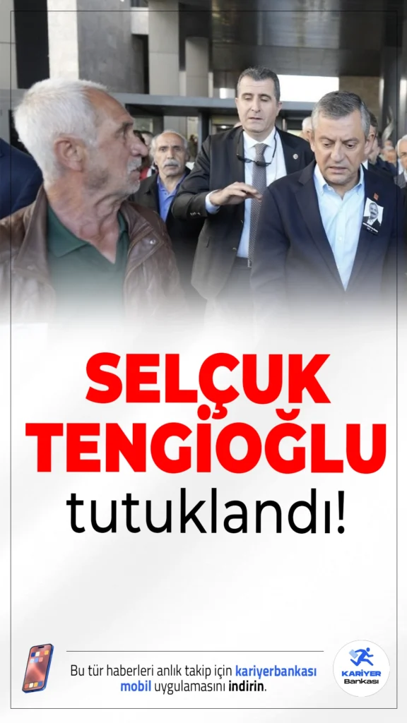 Son dakika: Özgür Özel'e Saldıran Selçuk Tengioğlu Tutuklandı.CHP Genel Başkanı Özgür Özel’e yönelik yumruklu saldırıyı gerçekleştiren ve geçmişte iki çocuğunu öldürdüğü ortaya çıkan Selçuk Tengioğlu tutuklandı.